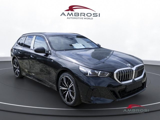 BMW 520 Serie 5 d xDrive Touring Travel Msport Package Immagine 1