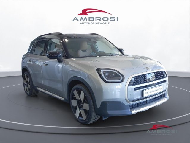 MINI Countryman Cooper  C Favoured M Package Immagine 1