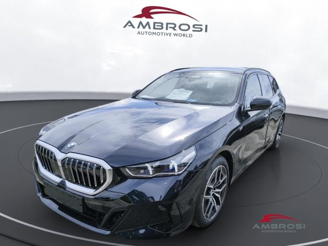 BMW 520 Serie 5 d Touring Msport Innovation Travel Package Immagine 0