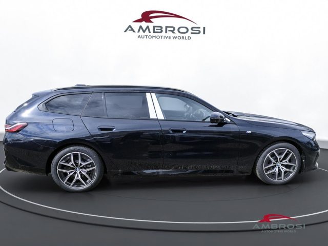 BMW 520 Serie 5 d Touring Msport Innovation Travel Package Immagine 4