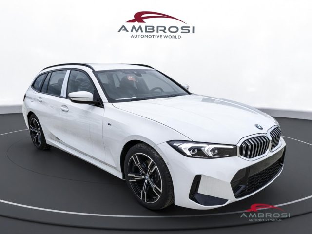 BMW 320 Serie 3 d Touring Msport Innovation Package Immagine 1