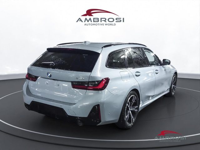 BMW 318 Serie 3 i Touring Msport Pro Innovation Package Immagine 2