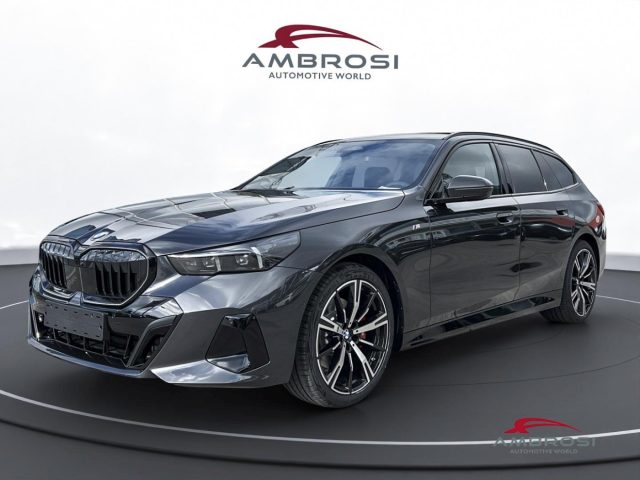 BMW 520 Serie 5 d xDrive Touring Msport Pro Innovation Tra Immagine 0