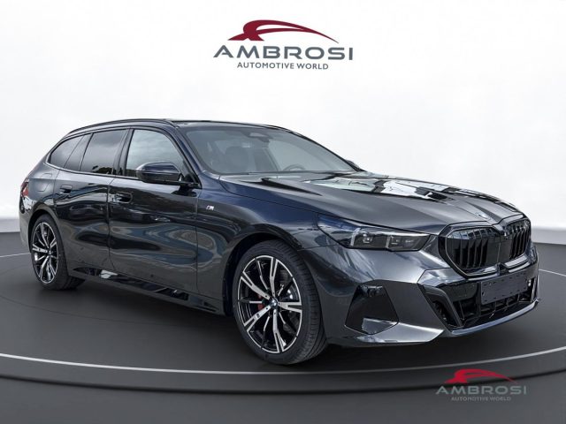 BMW 520 Serie 5 d xDrive Touring Msport Pro Innovation Tra Immagine 1