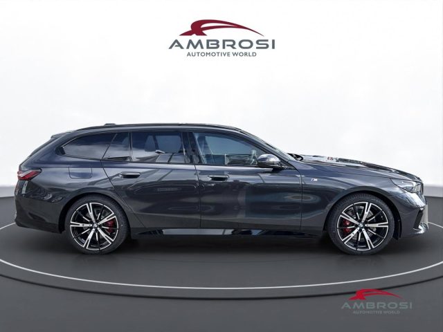 BMW 520 Serie 5 d xDrive Touring Msport Pro Innovation Tra Immagine 4