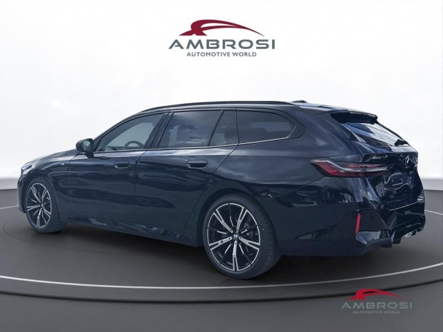 BMW 520 Serie 5 d xDrive Touring Msport Pro Innovation Tra Immagine 3