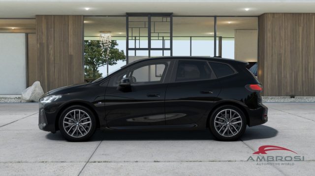 BMW 218 Serie 2 d Active Tourer Msport Premium Package Immagine 2