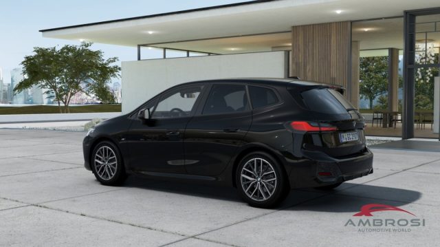 BMW 218 Serie 2 d Active Tourer Msport Premium Package Immagine 1