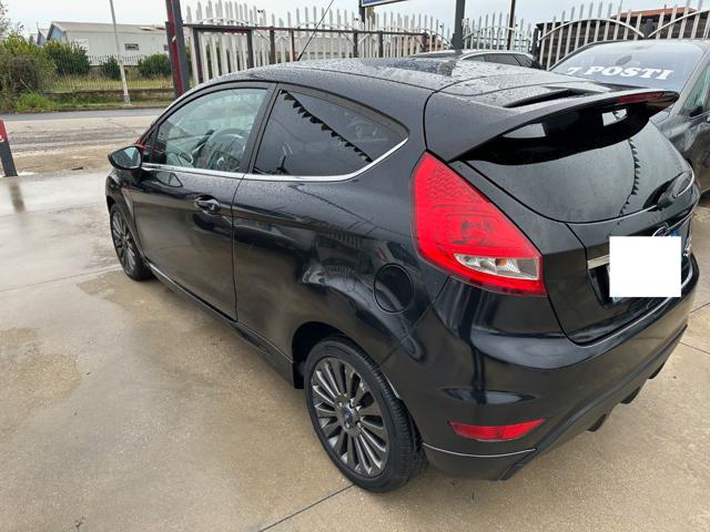 FORD Fiesta 1.4 3 porte Bz.- GPL Titanium Immagine 3