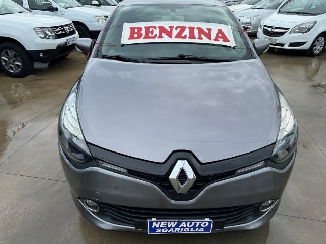 RENAULT Clio 1.2 75CV 5 porte Wave Immagine 0