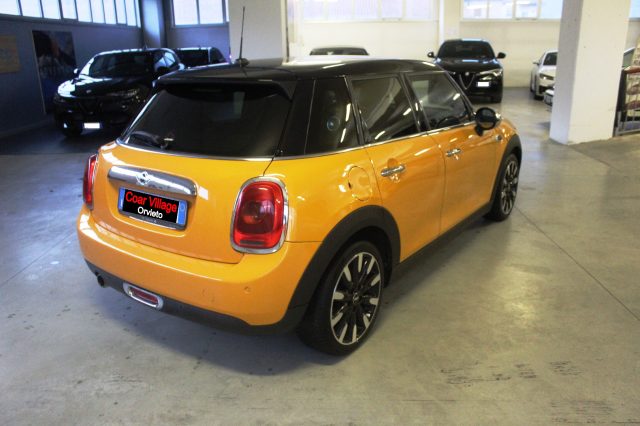 MINI One 1.5 One D Business XL 5 porte Immagine 3