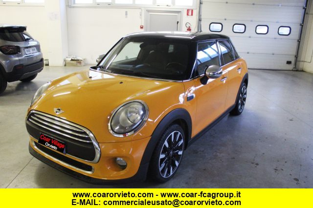 MINI One 1.5 One D Business XL 5 porte Immagine 0