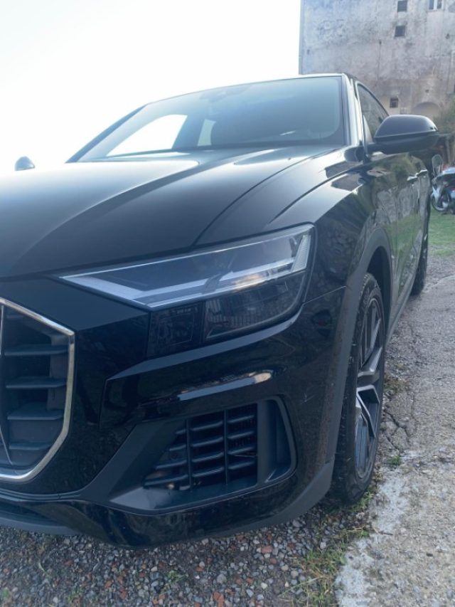 AUDI Q8 50 TDI 286 CV quattro tiptronic S-LINE Immagine 3