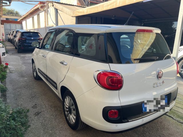 FIAT 500L Living 1.6 Multijet 105 CV Immagine 2