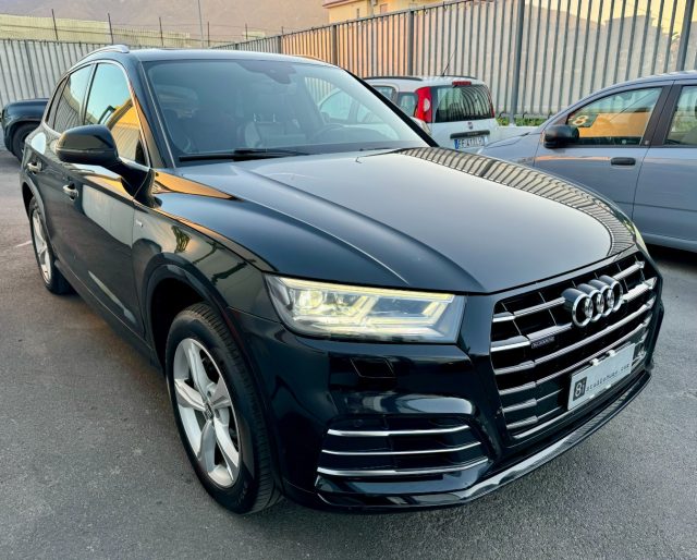 AUDI Q5 2.0 TDI 190 CV quattro S tronic S-LINE Immagine 4