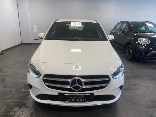 MERCEDES-BENZ B 180 d Automatico Sport + Navigatore Immagine 1