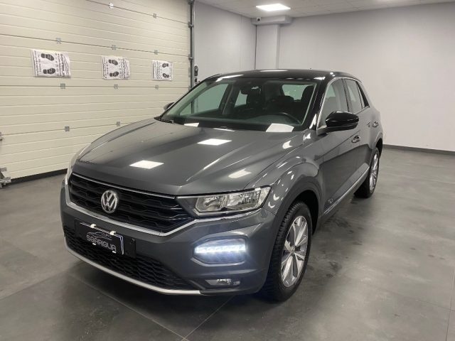 VOLKSWAGEN T-Roc 1.6 TDI Style Technology Immagine 2