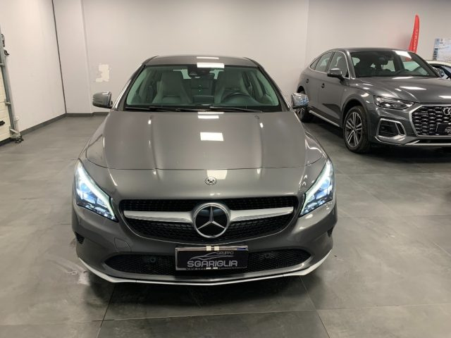 MERCEDES-BENZ CLA 200 d S.W. Automatico Sport Immagine 1