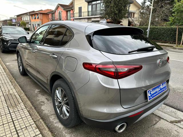 ALFA ROMEO Stelvio 2.2 Turbodiesel 180 CV AT8 RWD Executive Immagine 3