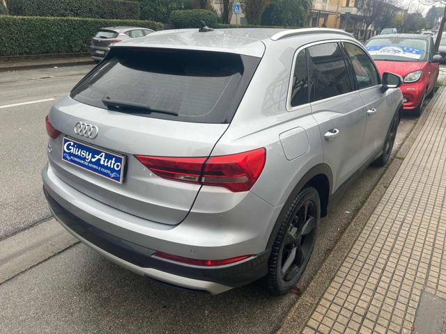 AUDI Q3 35 TDI quattro S tronic Immagine 3