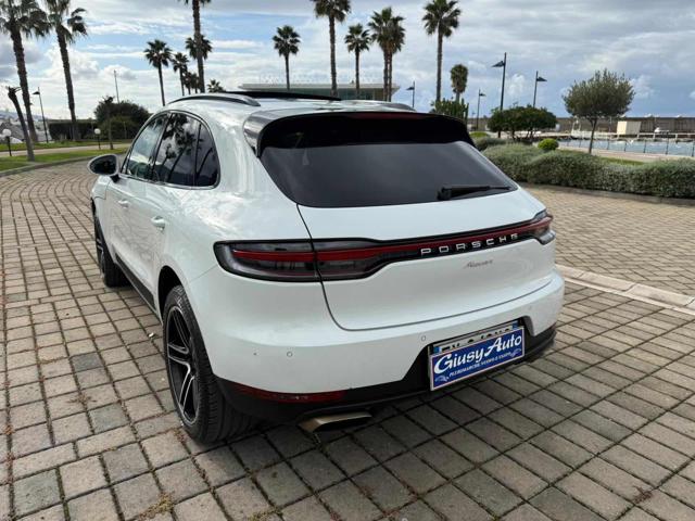 PORSCHE Macan 2.0 Immagine 3