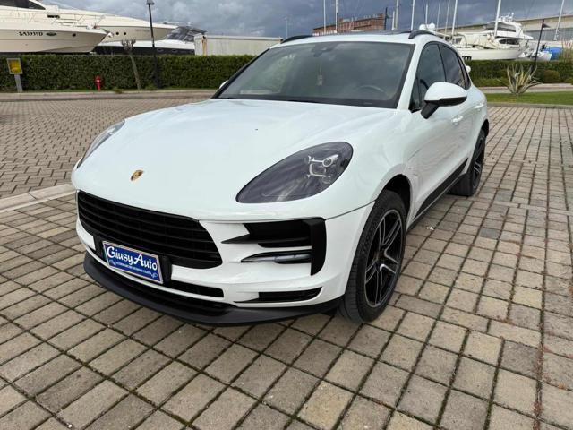 PORSCHE Macan 2.0 Immagine 0