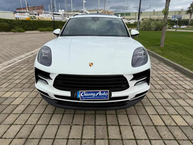 PORSCHE Macan 2.0 Immagine 1