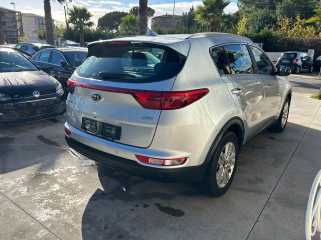 KIA Sportage 2.0 CRDI AWD Cool Immagine 3