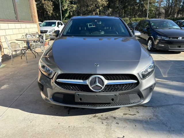 MERCEDES-BENZ A 180 d Automatic Progressive Immagine 2