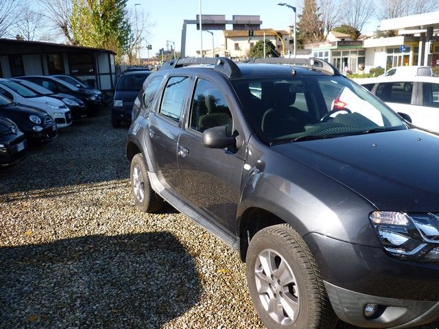 DACIA Duster 1.6 110CV 4x2 GPL Lauréate Immagine 1