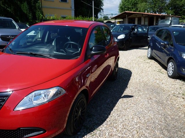 LANCIA Ypsilon 1.2 69 CV 5 porte GPL Ecochic Elefantino Immagine 2