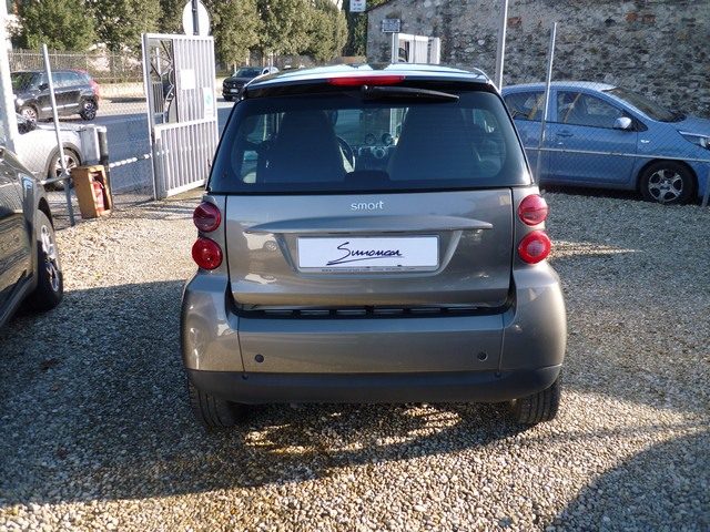 SMART ForTwo 1000 62 kW coupé passion Immagine 3