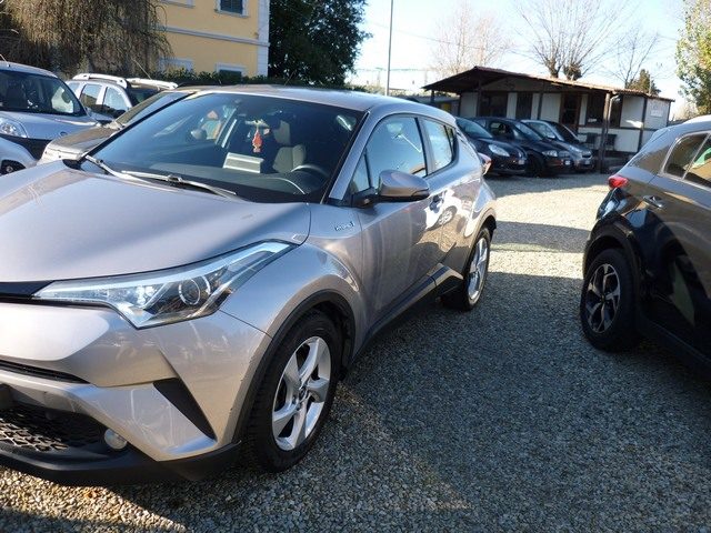 TOYOTA C-HR 1.8 Hybrid E-CVT Active Immagine 2