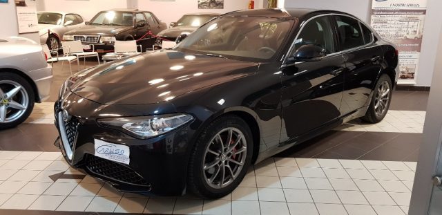 ALFA ROMEO Giulia 2.2 Turbo 180 CV AT8 Launch ed*Garanzia Ufficiale* Immagine 3