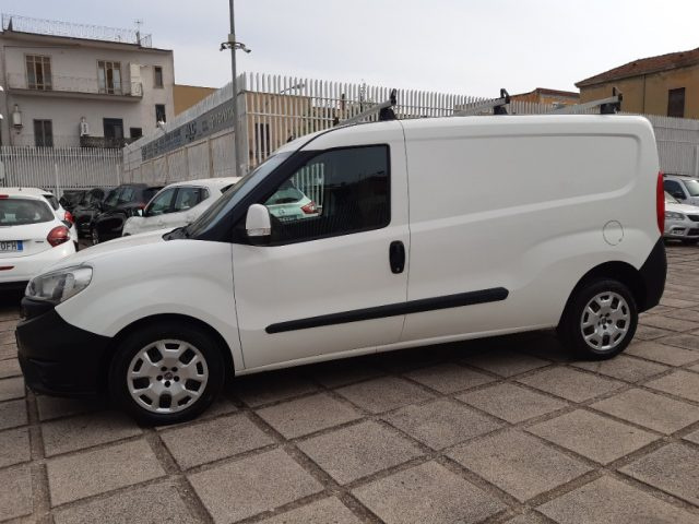 FIAT Doblo Doblò 1.6 MJT 105CV PL-TN Cargo Maxi Lamierato Immagine 1