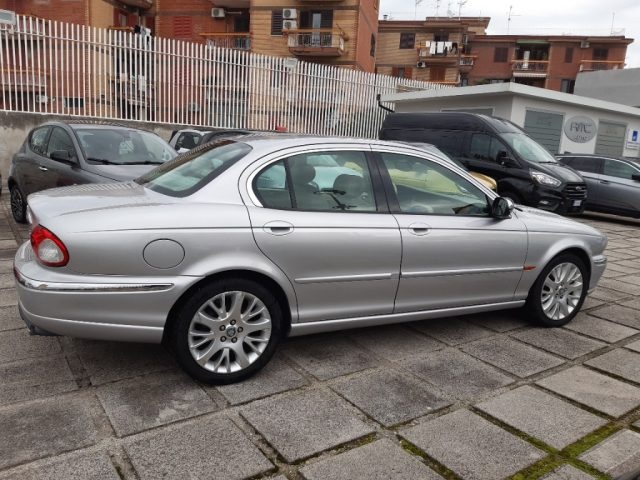 JAGUAR X-Type 2.5 V6 24V cat Executive Immagine 2