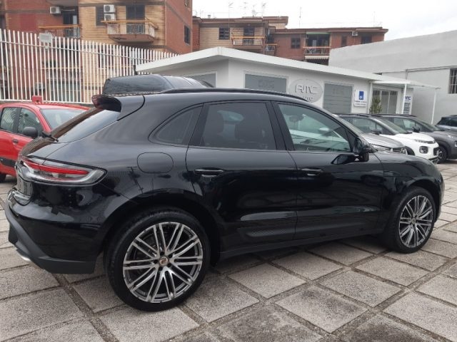 PORSCHE Macan 2.0 Immagine 2