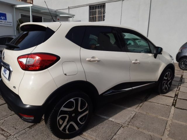 RENAULT Captur 1.5 dCi 8V 90 CV Start&Stop Energy R-Link Immagine 2