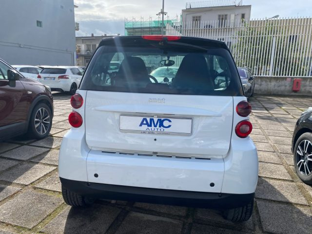 SMART ForTwo 1000 62 kW coupé passion Immagine 3