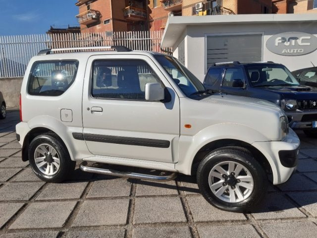 SUZUKI Jimny 1.3i 16V cat 4WD Special Immagine 2