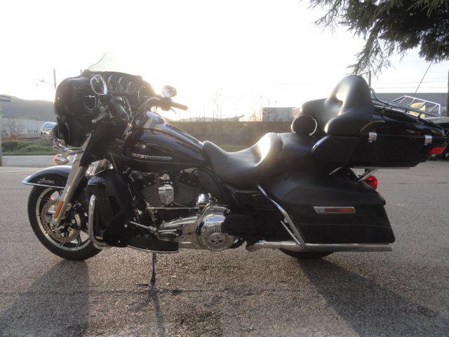 HARLEY-DAVIDSON FLHTK Electra Glide Ultra Limited 1690 FLHTK ELETTRA GLIDE ULTRA LIMITED (2016) Immagine 4