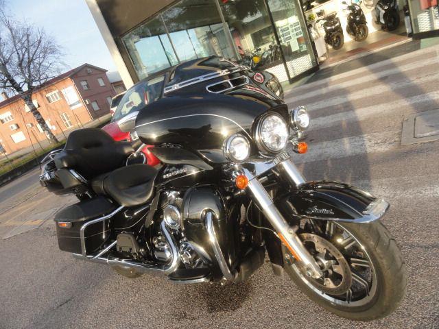 HARLEY-DAVIDSON FLHTK Electra Glide Ultra Limited 1690 FLHTK ELETTRA GLIDE ULTRA LIMITED (2016) Immagine 1