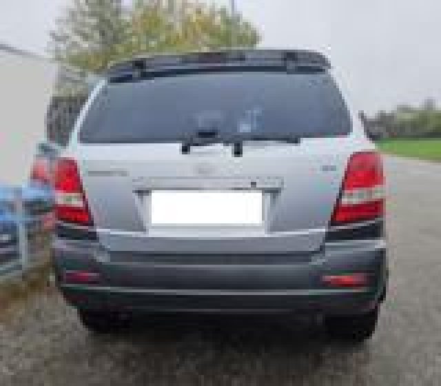 KIA Sorento 2.5 16V CRDI 4WD Immagine 3