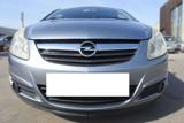 OPEL Corsa 1.2 Immagine 1