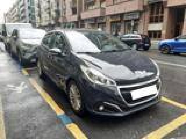 PEUGEOT 208 5p. GPL Immagine 1