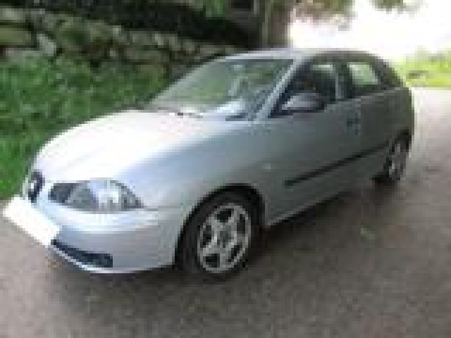 SEAT Ibiza 1.2 60 CV Immagine 1