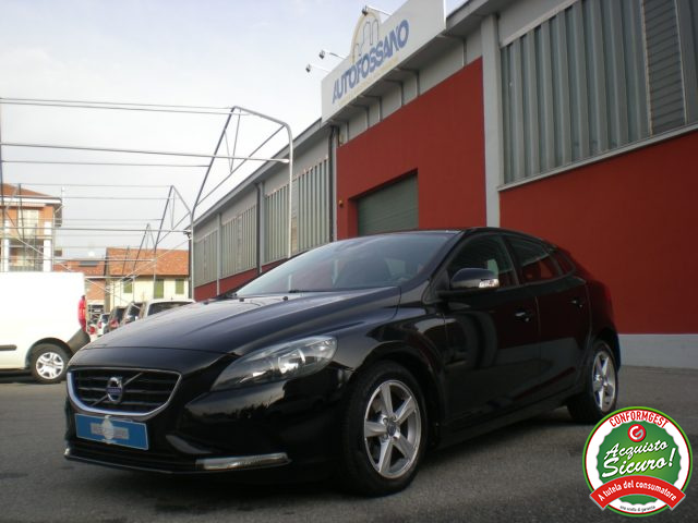 VOLVO V40 Nero metallizzato