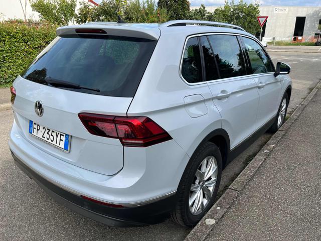 VOLKSWAGEN Tiguan 2.0 TDI SCR DSG Advanced BlueMotion Technology Immagine 4