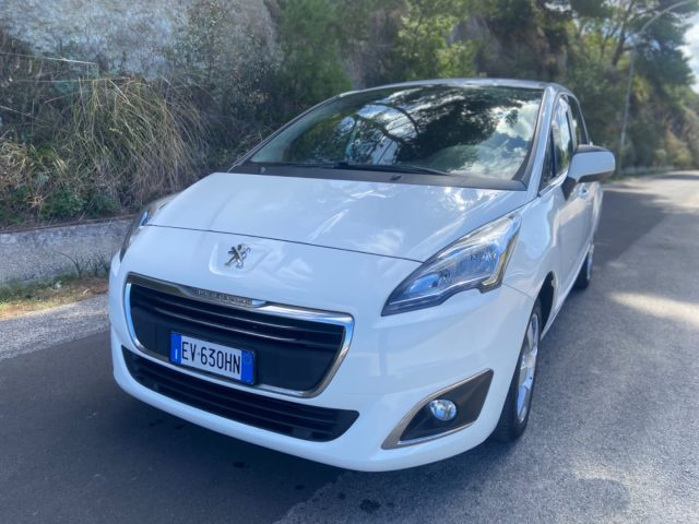 PEUGEOT 5008 1.6 HDi 115CV Allure Immagine 1