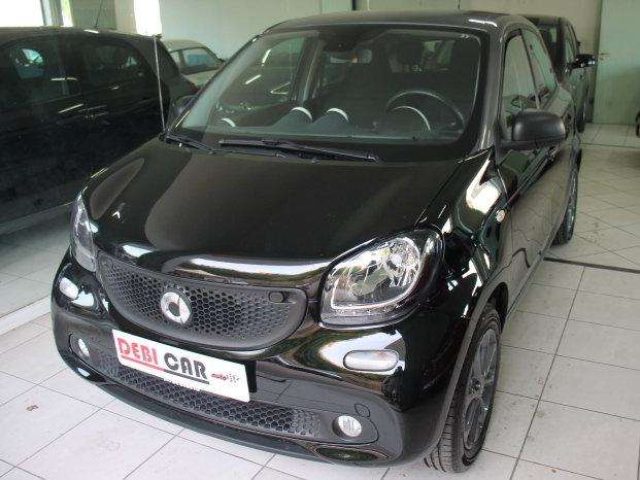 SMART ForFour Immagine 0